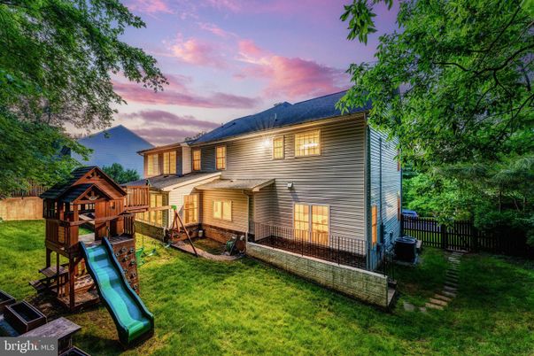 Backyard, Exterior, Playground