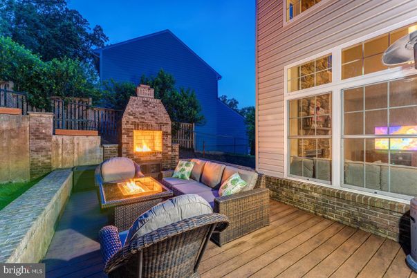 Exterior, Fireplace