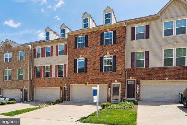 Attached, Exterior, Facade, Brick Facade, Rowhouse