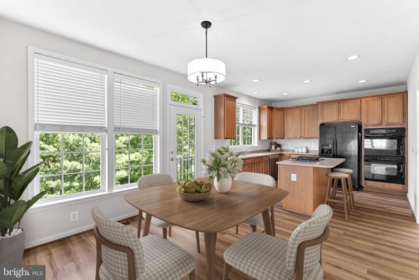 Dining room, Interior, Kitchen, Pendant Lights, Recessed Lighting, Wood Texture Flooring
