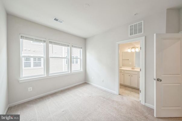 Bathroom, Empty room, Interior