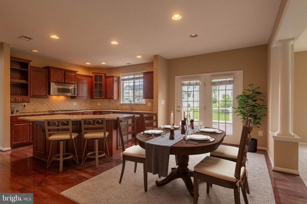 Dining room, Interior, Kitchen, Recessed Lighting, Wood Texture Flooring