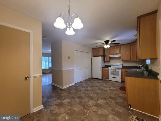 Interior, Kitchen, Pendant Lights