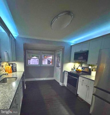 Interior, Kitchen