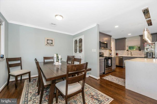 Dining room, Interior, Kitchen, Recessed Lighting, Wood Texture Flooring