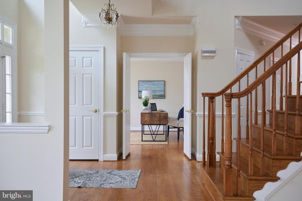 Chandelier, Home Office, Interior, Wood Texture Flooring