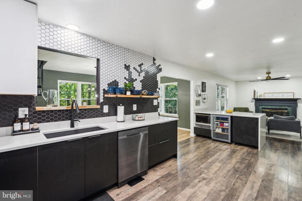 Fireplace, Interior, Kitchen, Recessed Lighting, Wood Texture Flooring