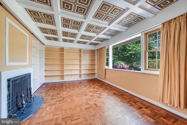Empty room, Fireplace, Interior, Wood Texture Flooring