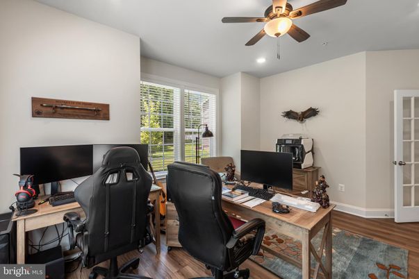 Home Office, Interior, Recessed Lighting, Wood Texture Flooring