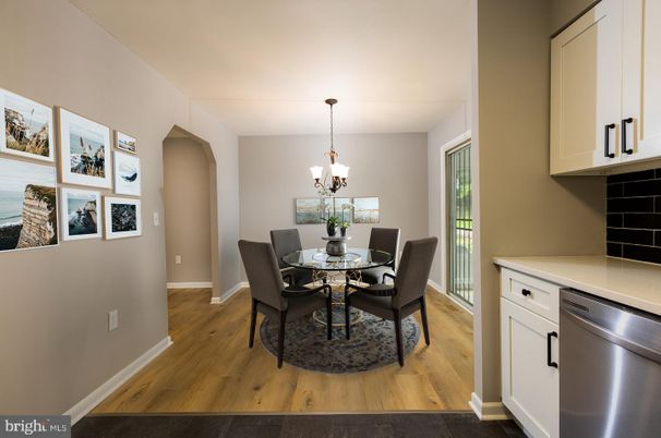 Chandelier, Dining room, Interior, Pendant Lights, Wood Texture Flooring