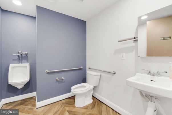 Bathroom, Interior, Recessed Lighting, Wood Texture Flooring