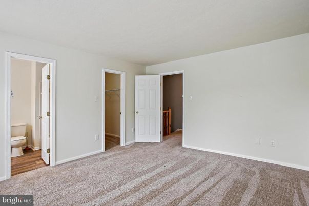 Bathroom, Empty room, Interior