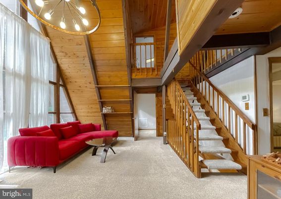 Interior, Living room, Pendant Lights, Wooden Ceilings, Wooden Walls