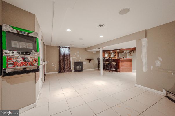 Interior, Recessed Lighting