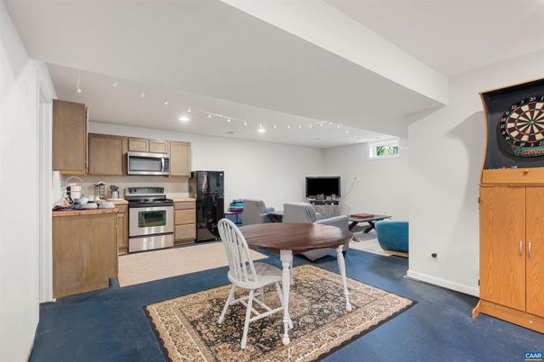 Dining room, Interior, Kitchen, Recessed Lighting, Stainless Steel Appliances