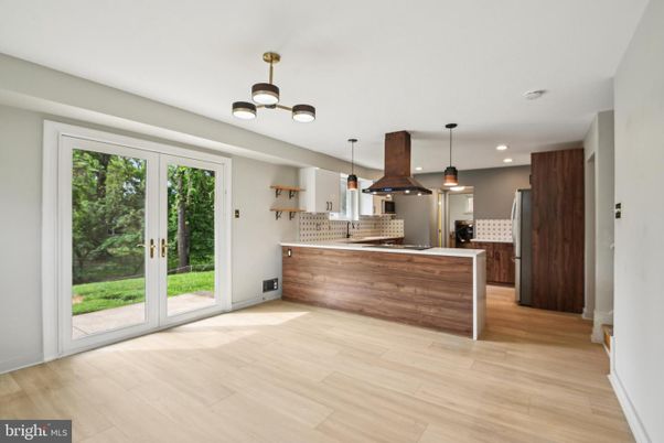 Interior, Kitchen, Pendant Lights, Recessed Lighting, Wood Texture Flooring