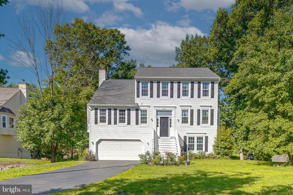 Attached, Backyard, Exterior, Facade, Georgian
