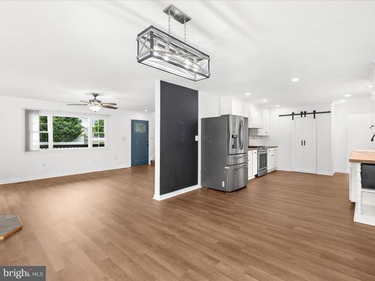 Empty room, Interior, Kitchen, Recessed Lighting, Wood Texture Flooring