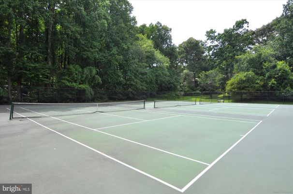 Exterior, Tennis Courts