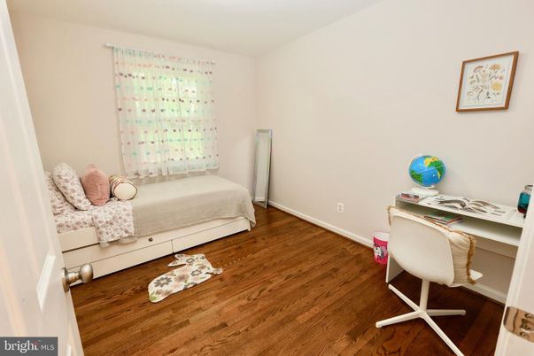 Bedroom, Home Office, Interior, Wood Texture Flooring