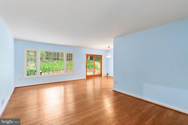DE Listing image placeholder