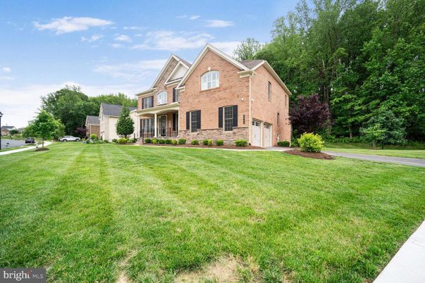 Backyard, Exterior, Facade, Brick Facade, French Provincial