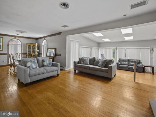 Dining room, Interior, Living room, Recessed Lighting, Wood Texture Flooring