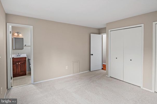 Bathroom, Empty room, Interior