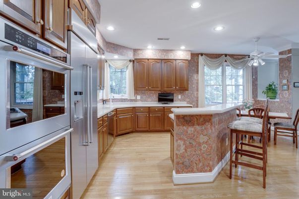 Dining room, Interior, Kitchen, Recessed Lighting, Wood Texture Flooring