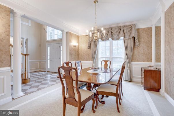 Chandelier, Dining room, Interior