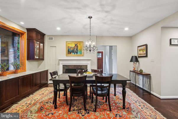 Chandelier, Dining room, Fireplace, Interior, Recessed Lighting, Wood Texture Flooring