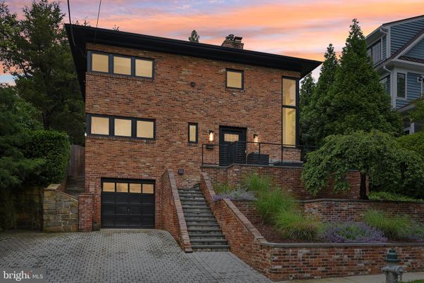 Attached, Exterior, Facade, Brick Facade, Rowhouse