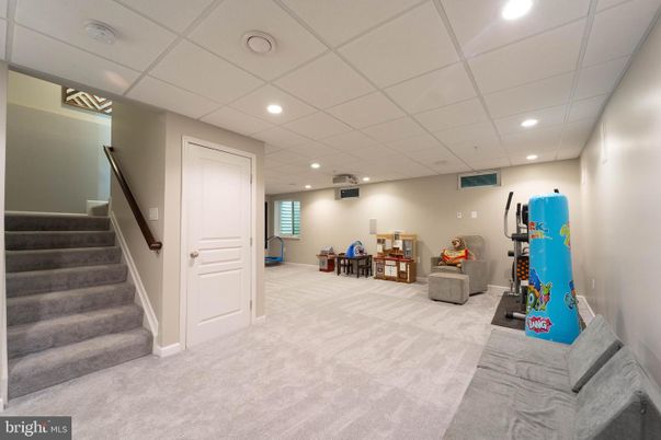 Fitness Equipment, Interior, Recessed Lighting