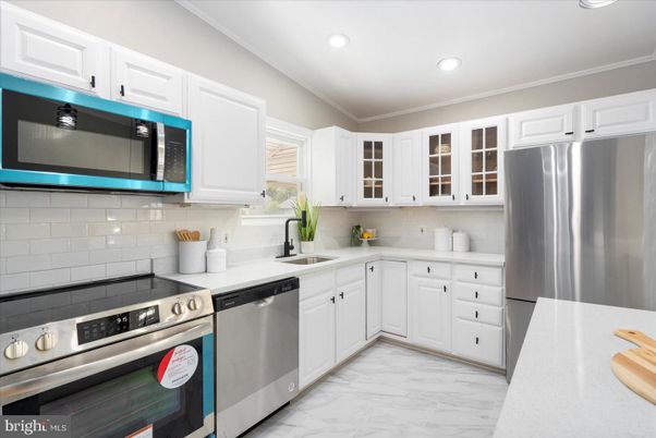 Interior, Kitchen, Marble, Recessed Lighting, Stainless Steel Appliances