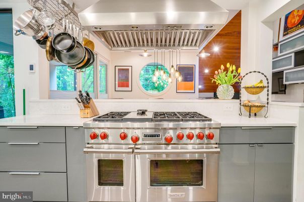 Interior, Kitchen, Pendant Lights, Stainless Steel Appliances