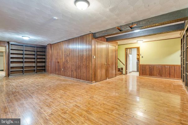 Empty room, Interior, Wood Texture Flooring, Wooden Walls