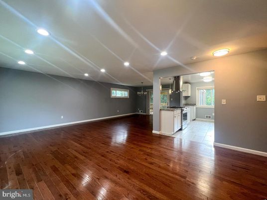 Empty room, Interior, Kitchen, Recessed Lighting, Wood Texture Flooring
