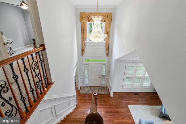 Chandelier, Interior, Wood Texture Flooring