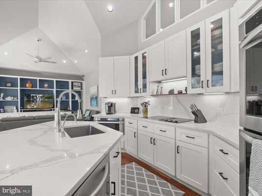 Interior, Kitchen, Recessed Lighting