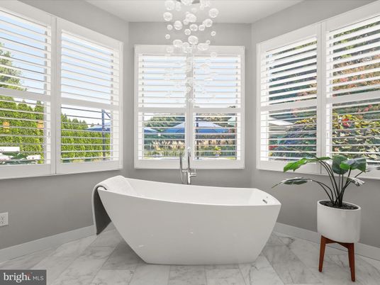 Bathroom, Free Standing Baths, Interior, Marble, Pendant Lights