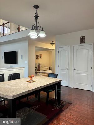 Dining room, Interior, Wood Texture Flooring