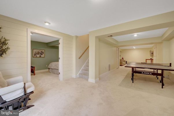Game Room, Interior, Recessed Lighting