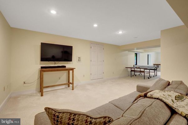 Game Room, Interior, Living room, Recessed Lighting