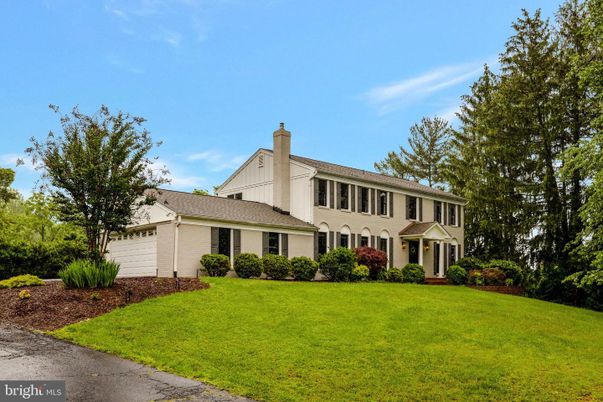 Attached, Backyard, Exterior, Facade, Georgian