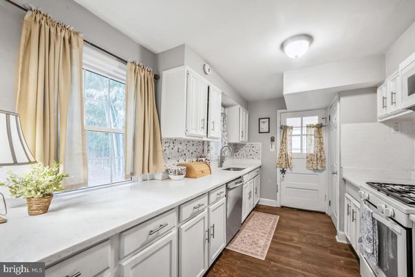 Interior, Kitchen, Wood Texture Flooring