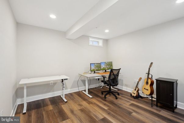 Home Office, Interior, Recessed Lighting, Wood Texture Flooring
