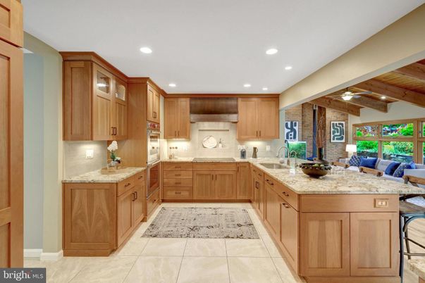 Interior, Kitchen, Recessed Lighting, Wooden Beams, Wooden Ceilings
