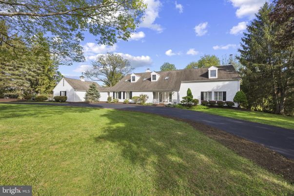 Backyard, Exterior, Facade, French Provincial