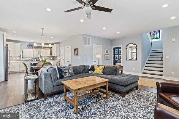 Interior, Kitchen, Living room, Pendant Lights, Recessed Lighting, Stainless Steel Appliances, Wood Texture Flooring