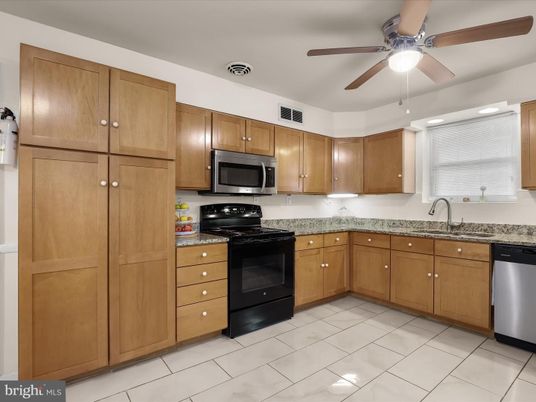 Interior, Kitchen, Recessed Lighting